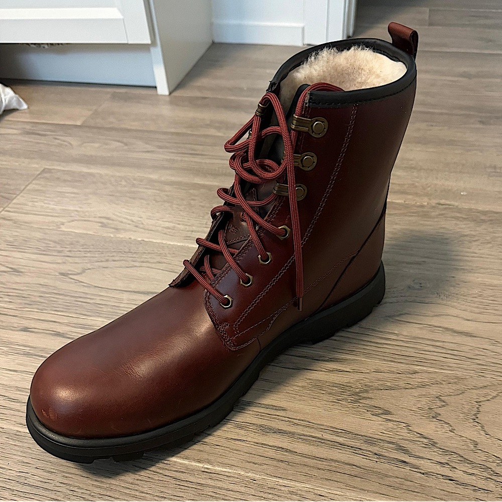 Brand New - Men’s UGGs Kirkson Size US 13 Winter Boot